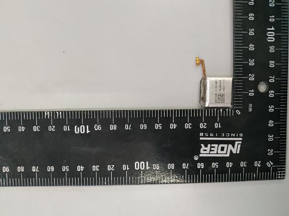 Pin Galaxy Watch 4 (ảnh 2) Pin Galaxy Watch 4 (ảnh 2)