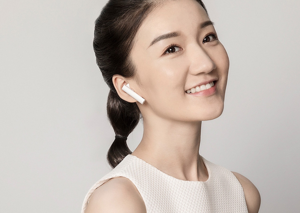 Tai nghe không dây Mi True Wireless Earphones 2 tích hợp nhiều tính năng thông minh tiện ích