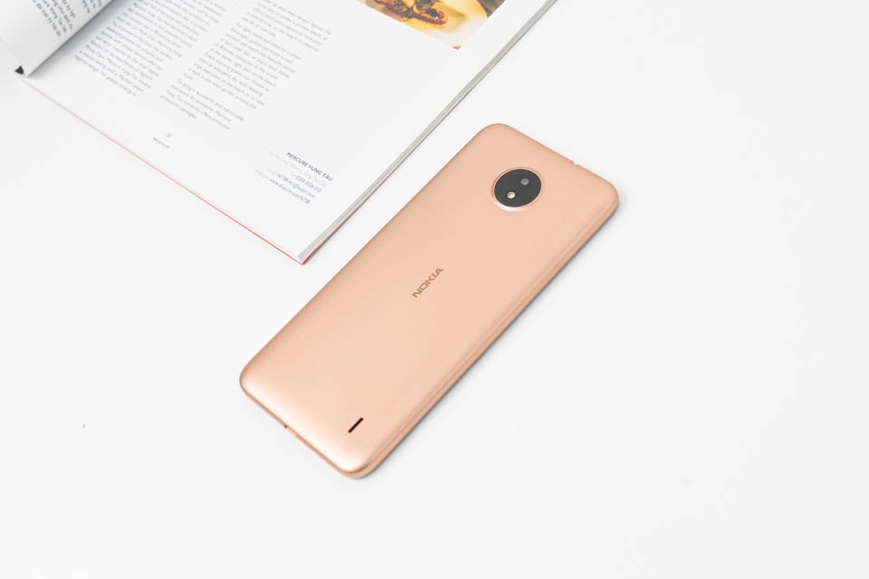 Mở hộp Nokia C20 (ảnh 13)
