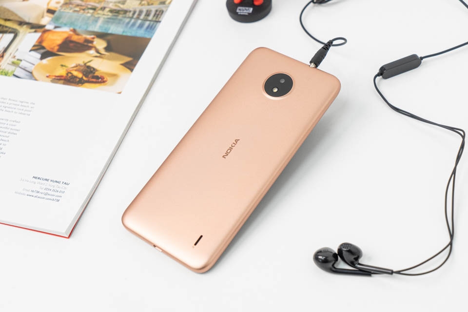 Mở hộp Nokia C20 (ảnh 14)