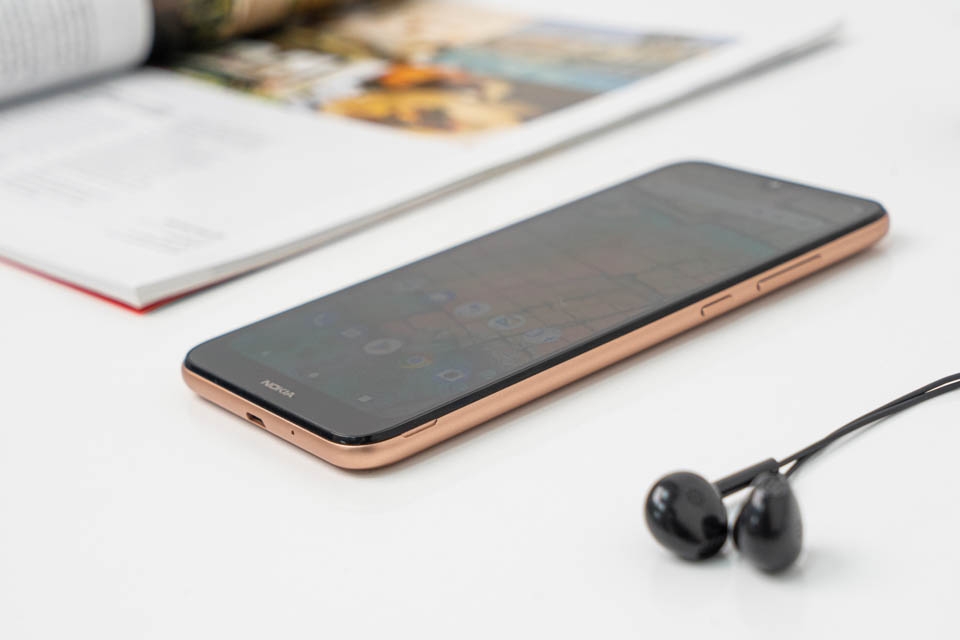 Mở hộp Nokia C20 (ảnh 6)