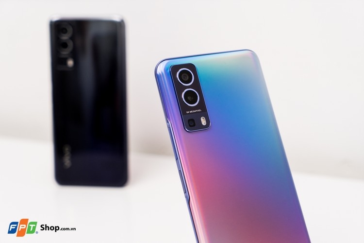 vivo Y72 5G sở hữu thiết kế đẹp mắt