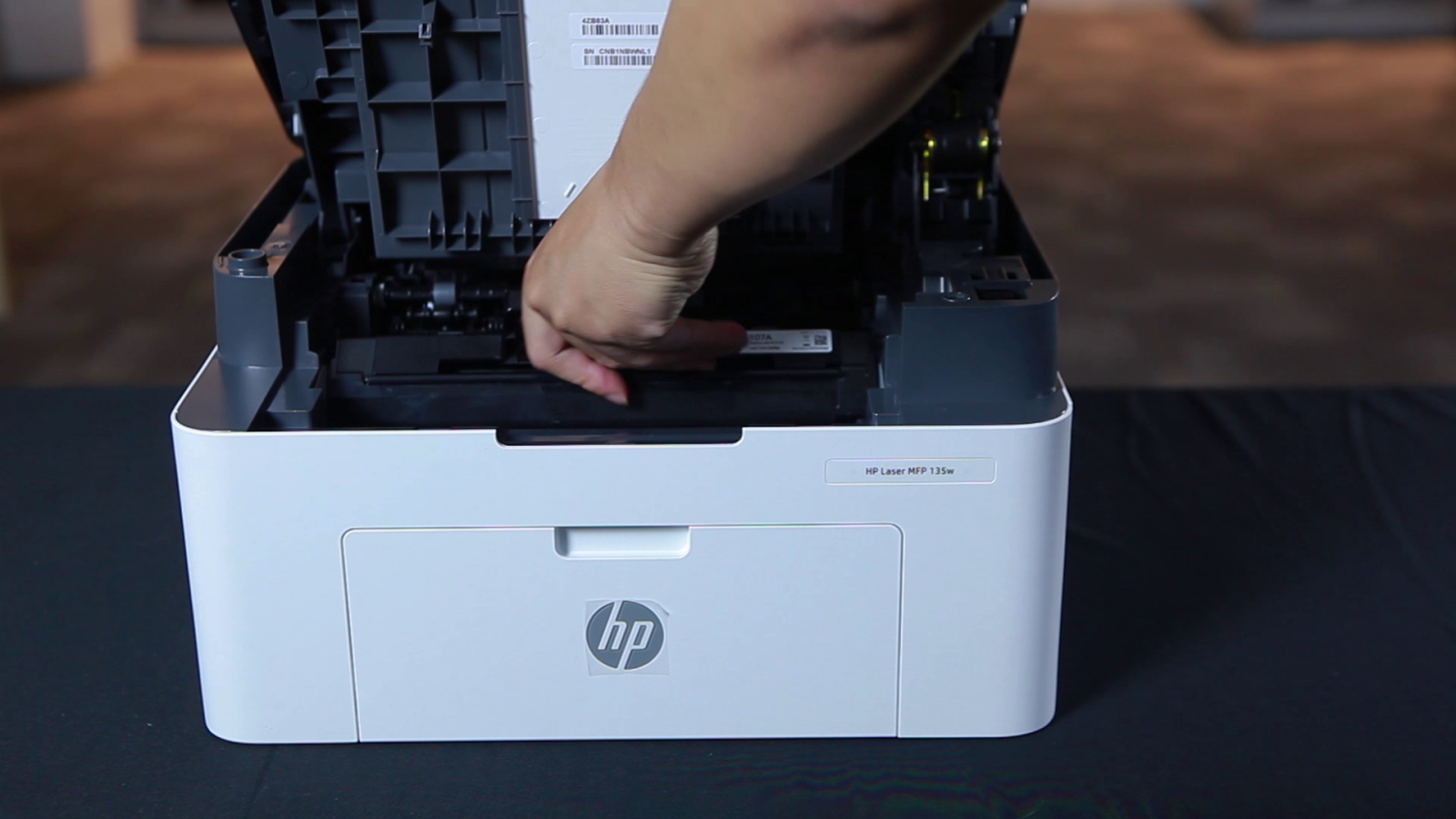 Máy in HP LaserJet Pro MFP M135w