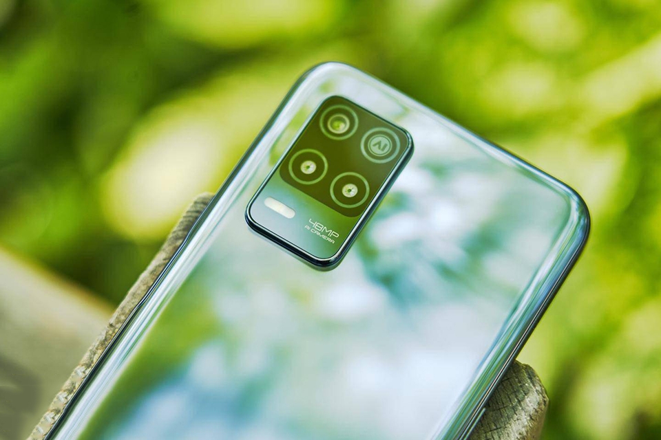 Realme Q3i Realme Q3i