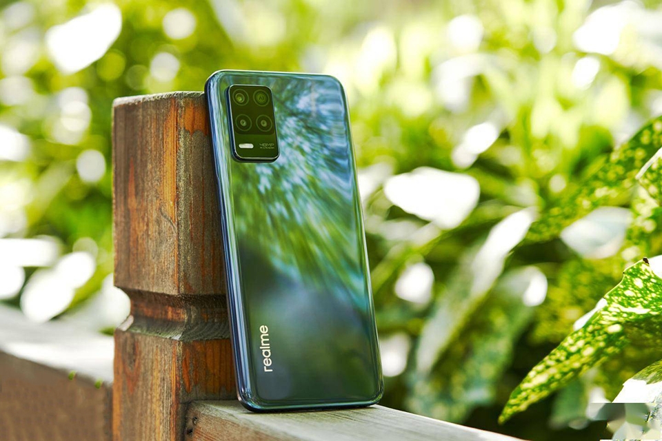Realme Q3i Realme Q3i