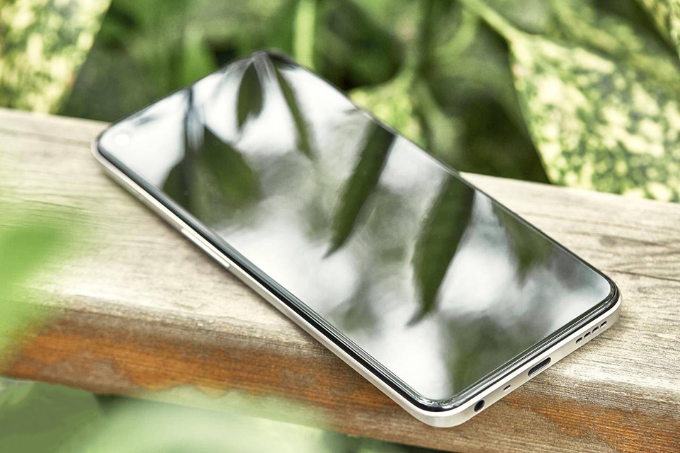 Realme Q3