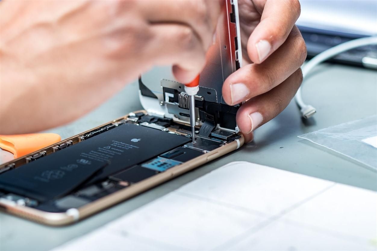 Apple sẽ thay thế linh kiện cho iPhone