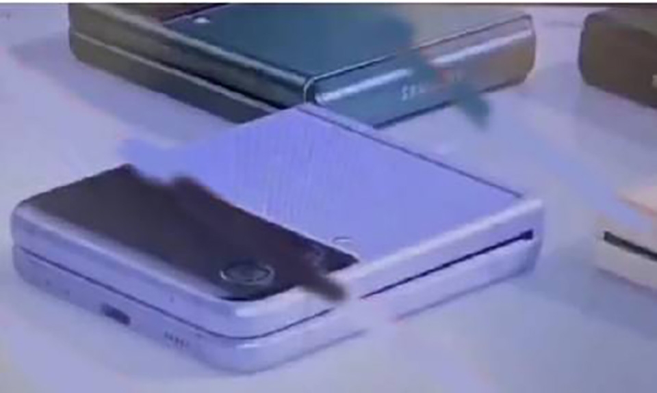 Ảnh thực tế Galaxy Z Flip 3 (ảnh 3)