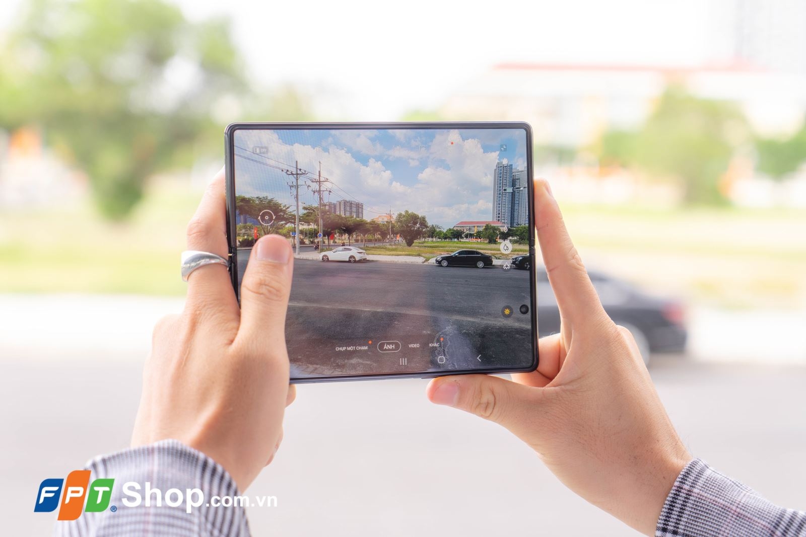 Samsung Galaxy Z Fold2: Chìa khóa đa năng dành cho cuộc sống đa nhiệm 25