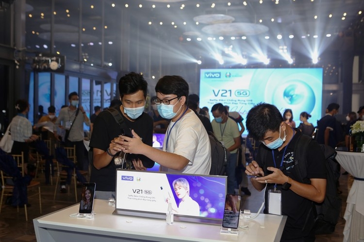 vivo V21 5G ra mắt tại Việt Nam - 4