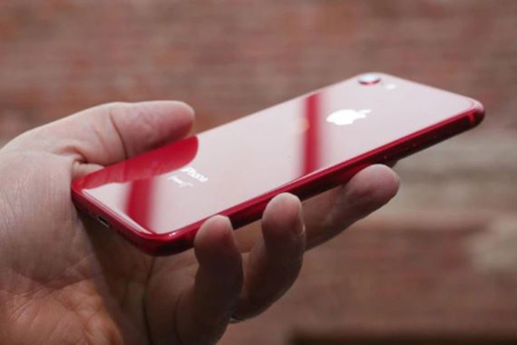 iPhone 12 màu Tím và những lần Apple bổ sung thêm màu mới siêu “hot” cho iPhone 8