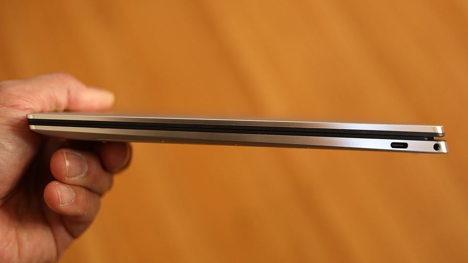 5 mẫu laptop Dell thống trị phân khúc cao cấp trên thị trường 12