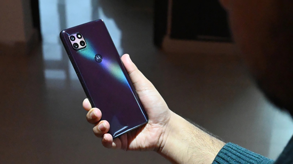 So sánh Moto G 5G vs Moto G50 (ảnh 1)