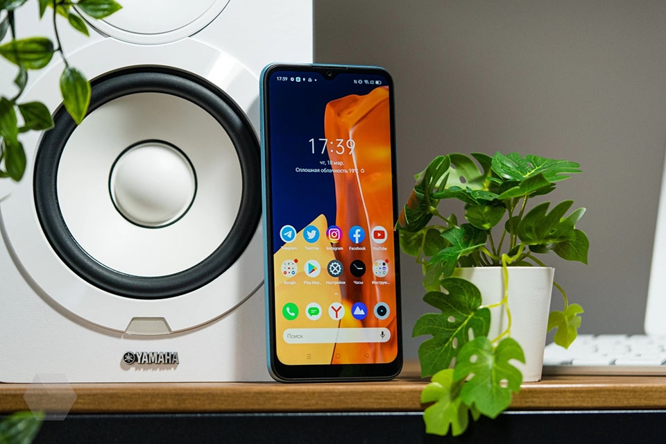 Realme C21