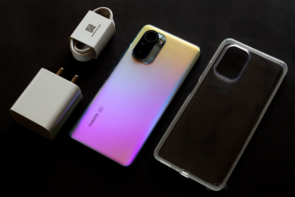 Xiaomi Mi 11X Pro và phụ kiện bên trong hộp bán lẻ Xiaomi Mi 11X Pro và phụ kiện bên trong hộp bán lẻ