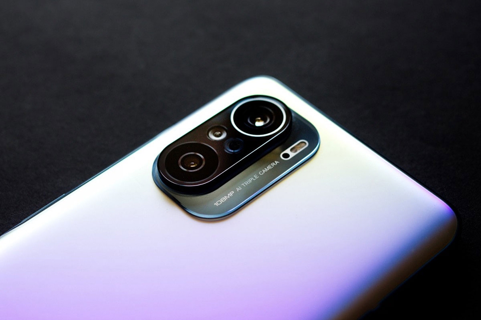 Mi 11X Pro có 3 camera sau Mi 11X Pro có 3 camera sau