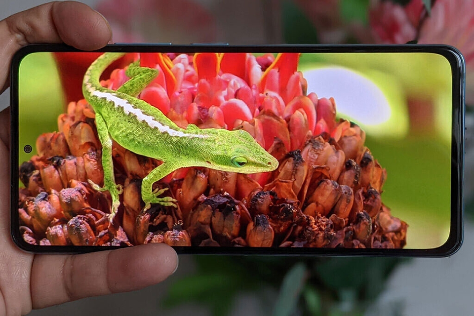 Xiaomi Mi 11X Pro không có cảm biến vân tay trong màn hình Xiaomi Mi 11X Pro không có cảm biến vân tay trong màn hình