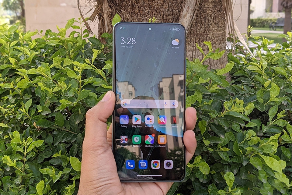 Pin của Xiaomi Mi 11X Pro là viên pin khá lớn Pin của Xiaomi Mi 11X Pro là viên pin khá lớn