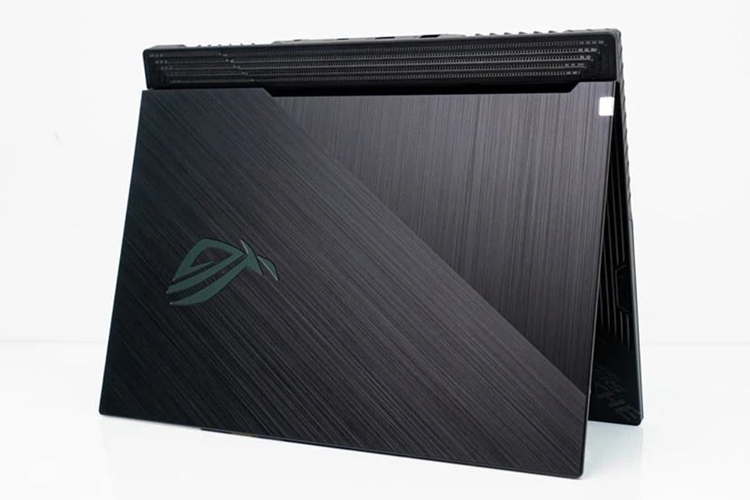 Asus ROG Strix G512 1