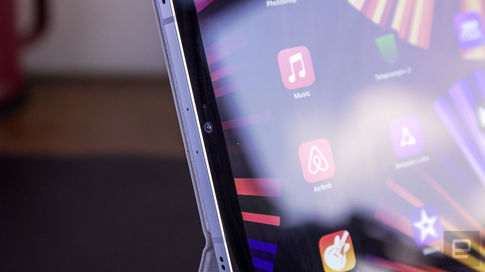 Camera trước iPad Pro 2021