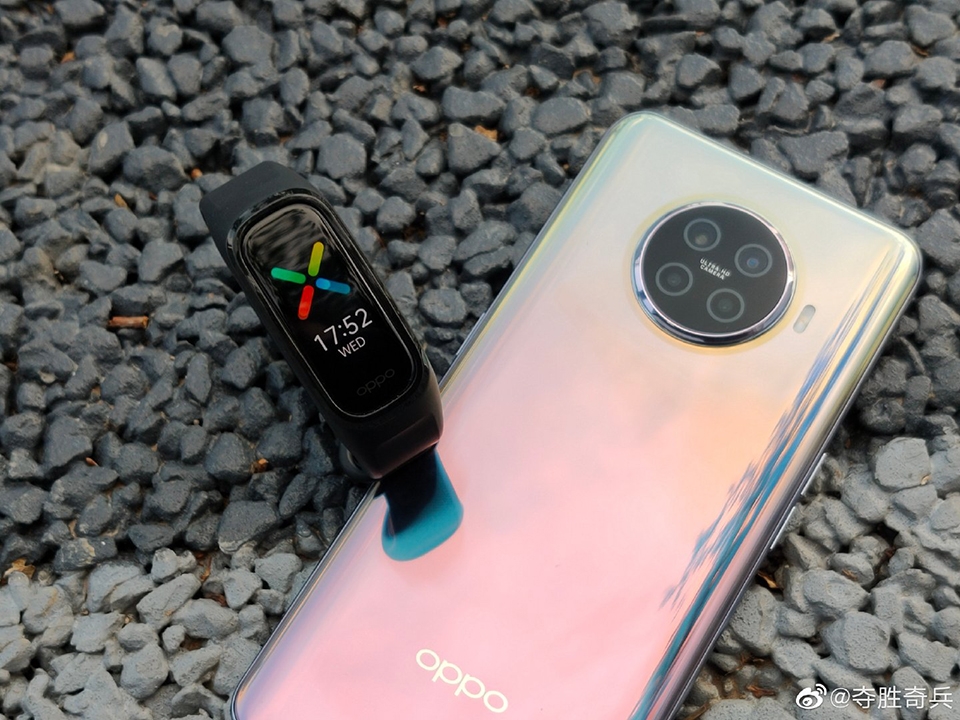So sánh OPPO Band và OPPO Band Vitality Edition (ảnh 6) So sánh OPPO Band và OPPO Band Vitality Edition (ảnh 6)