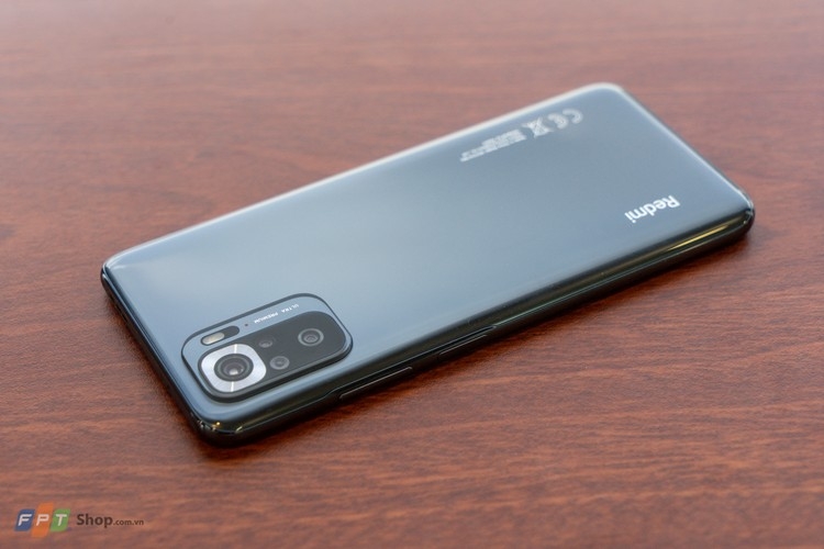 Máy được xem là phiên bản nâng cấp của Redmi Note 10