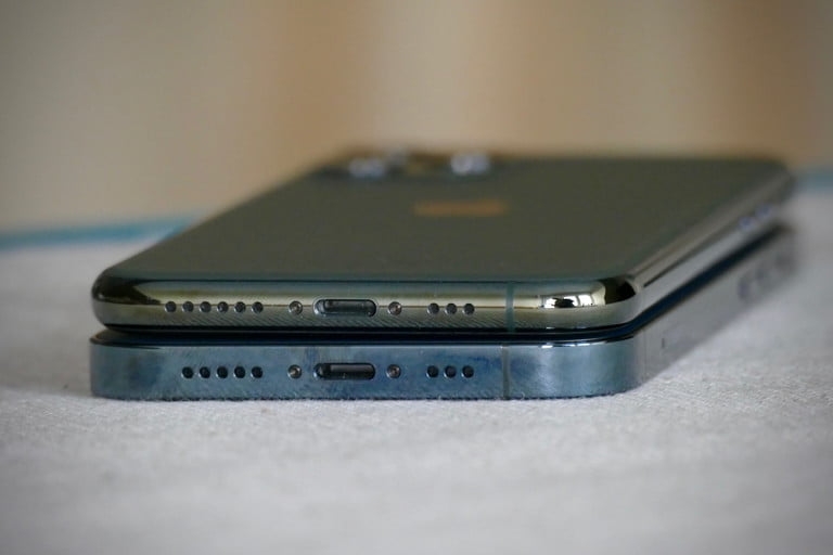 USB-C trên iPhone 13
