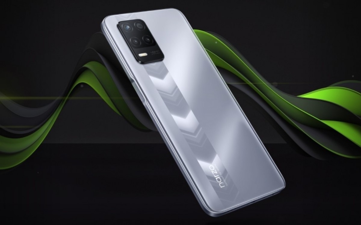 Realme Narzo 30 5G ra mắt với thiết kế mặt lưng mũi tên độc đáo