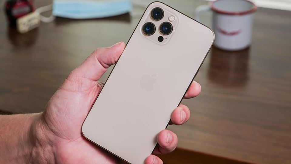 iPhone 12 Pro Max iPhone 12 Pro Max