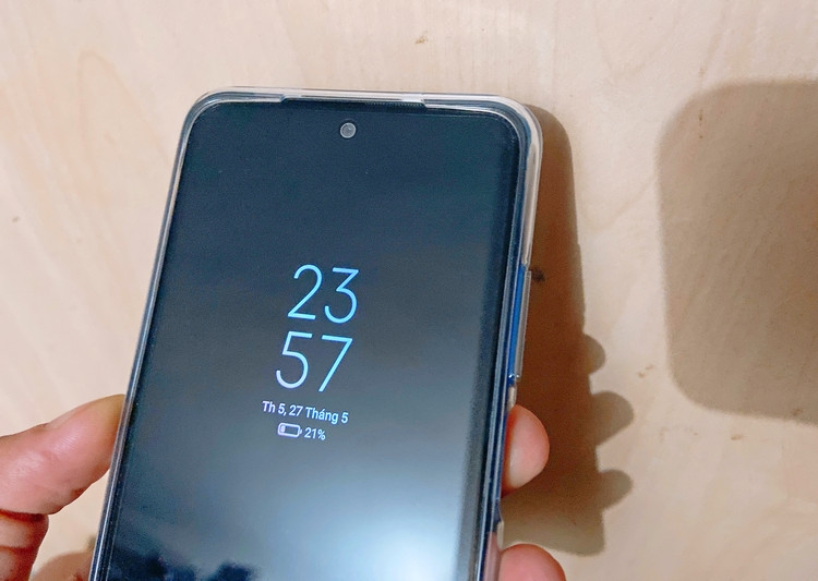 Redmi Note 10S dùng tấm nền AMOLED cho phép sử dụng Always-on