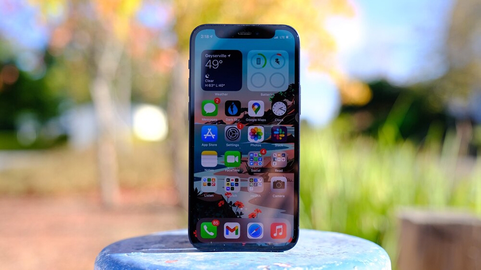 Samsung bắt đầu sản xuất màn hình 120Hz LTPO cho dòng iPhone 13 Pro