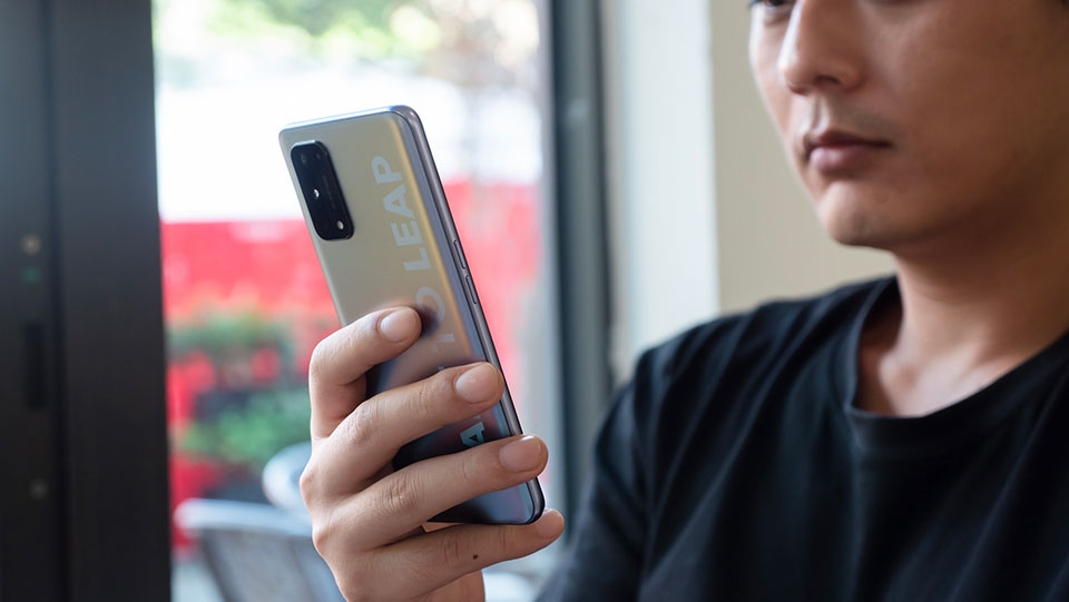 Realme X7 Pro (ảnh 1)