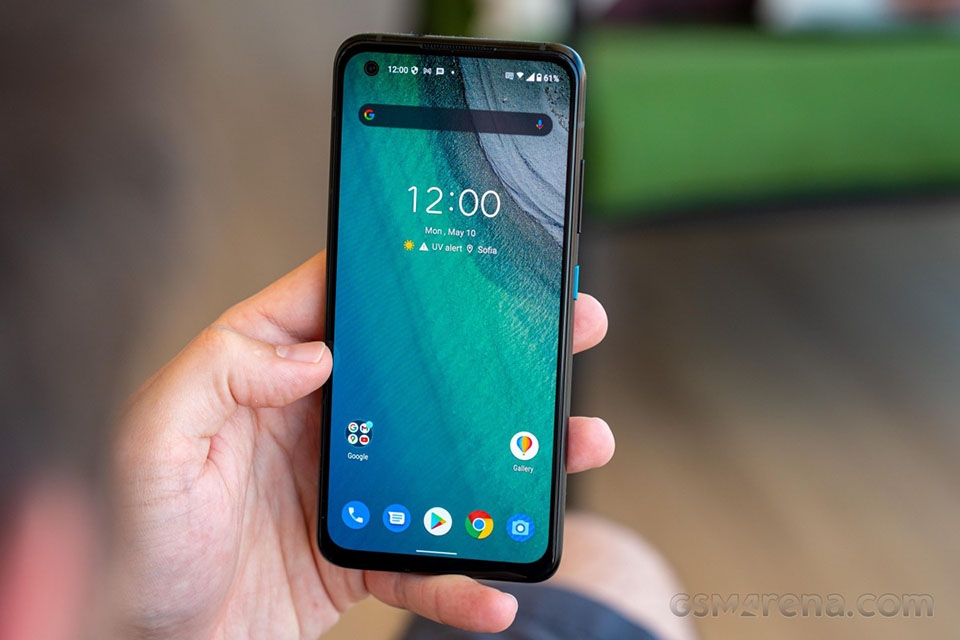 Zenfone 8