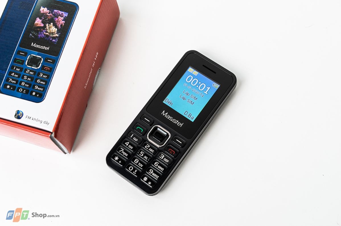 5 chiếc điện thoại cơ bản giá chưa tới 400 ngàn đồng từ Masstel 2