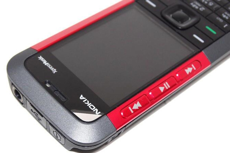 Đi tìm cảm giác xưa với phiên bản mới của những chiếc điện thoại Nokia đình đám một thời 3