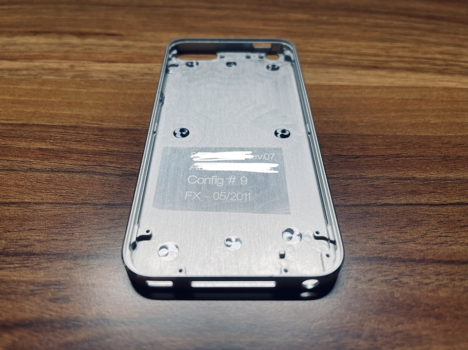 Nguyên mẫu iPod touch 5 (ảnh 3) Nguyên mẫu iPod touch 5 (ảnh 3)