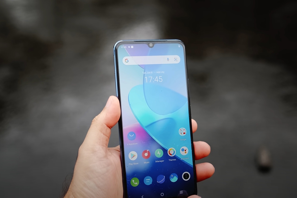 vivo Y73 có màn hình chất lượng tốt vivo Y73 có màn hình chất lượng tốt