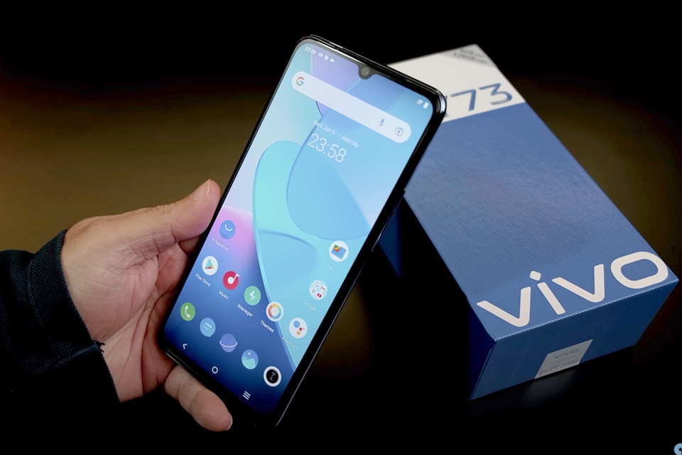 vivo Y73 có màn hình notch cũ vivo Y73 có màn hình notch cũ