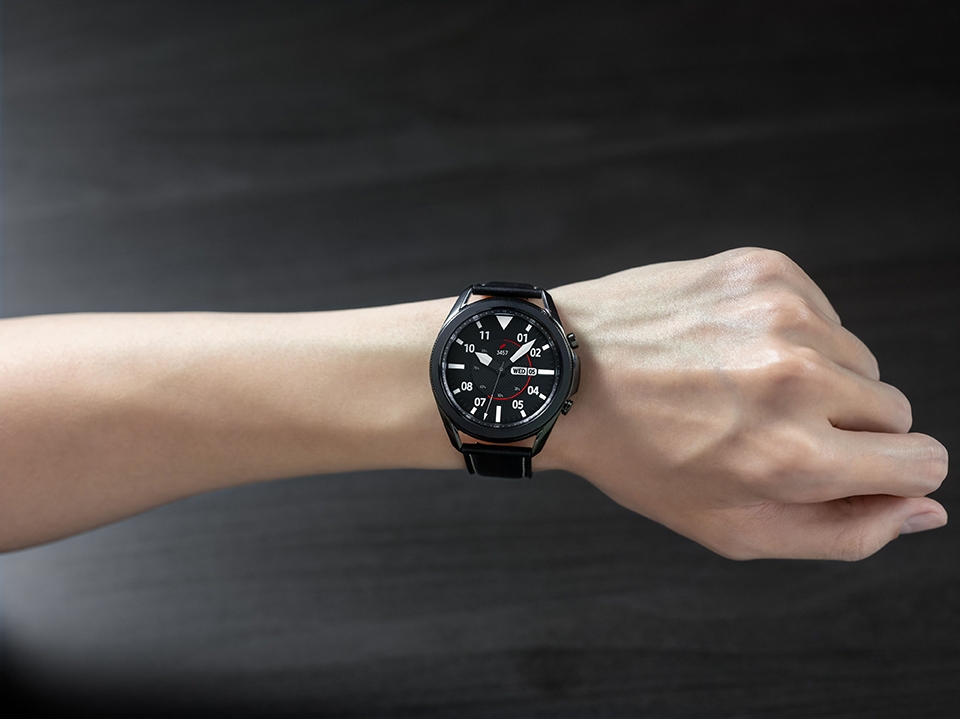 Samsung Galaxy Watch 3 có giá từ 399 USD Samsung Galaxy Watch 3 có giá từ 399 USD