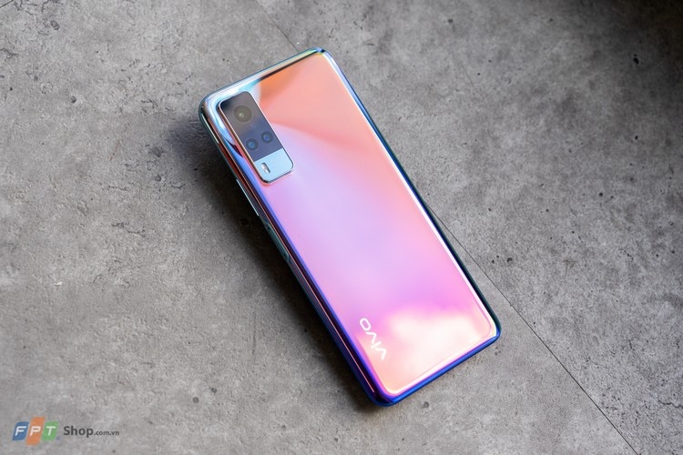 Sử dụng Helio G80, công nghệ RAM mở rộng