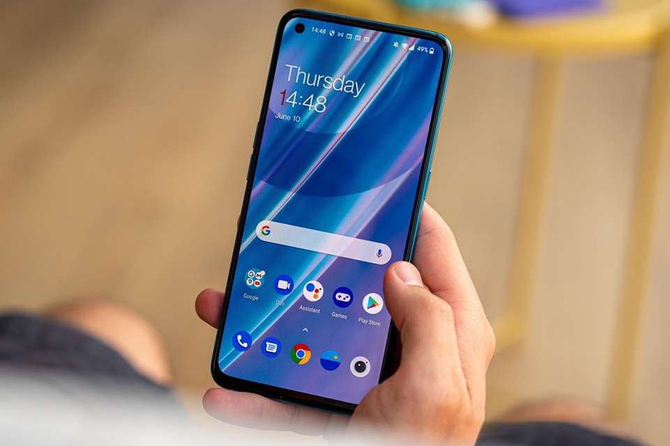 Mặt trước của OnePlus Nord CE