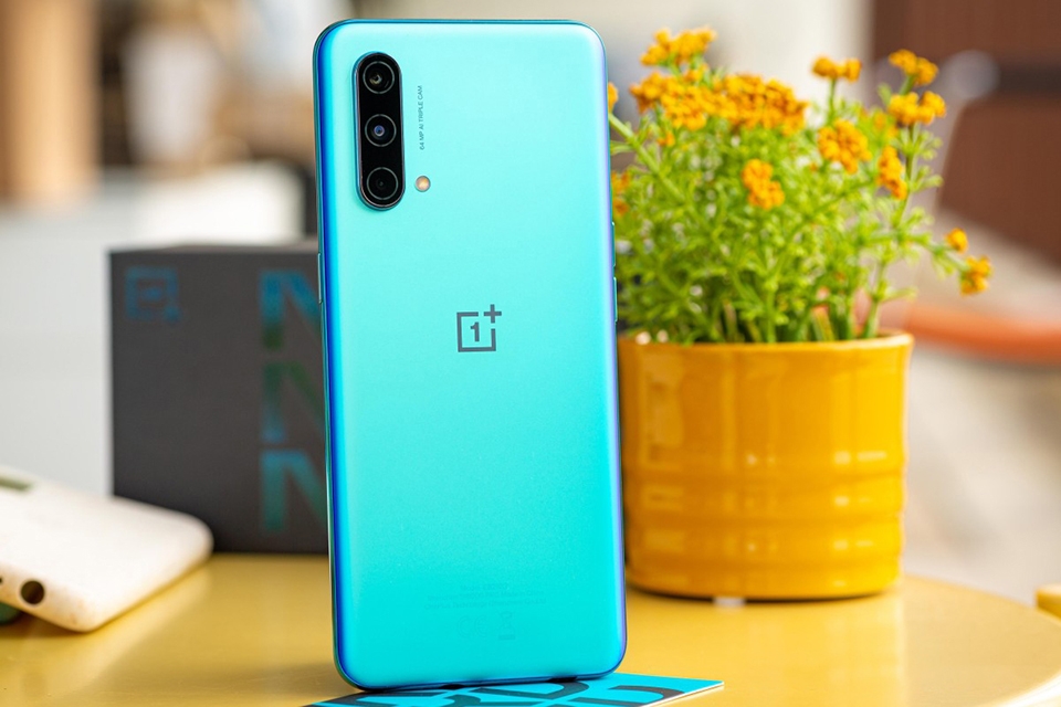 OnePlus Nord CE có 3 camera ở phía sau
