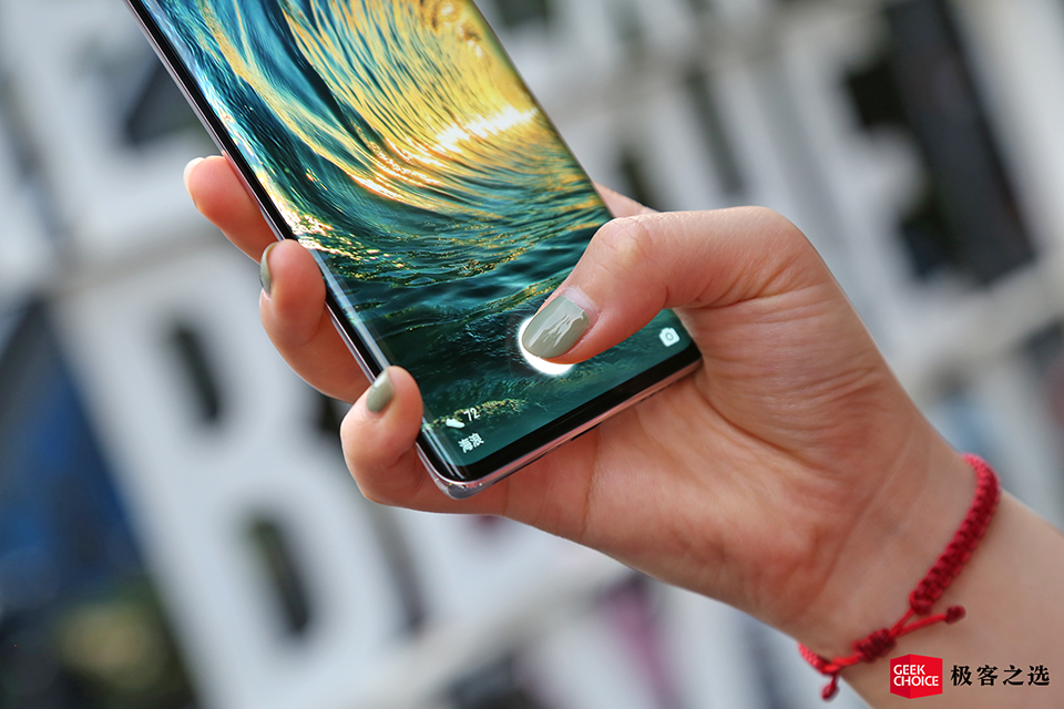 Honor 50 Pro có vân tay trong màn hình