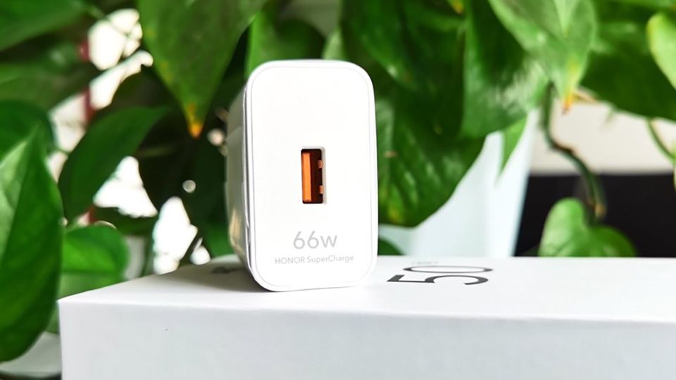 Trên tay Honor 50 SE (ảnh 5)