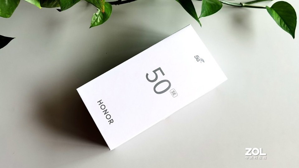 Trên tay Honor 50 SE (ảnh 2)