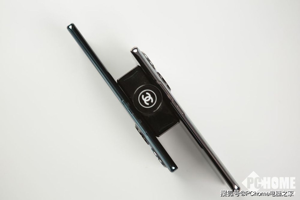 Honor 50 có màn hình cong