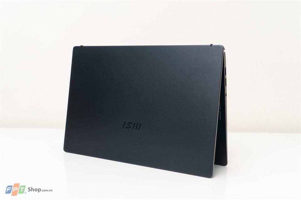Trên tay MSI Modern 14 B11MO