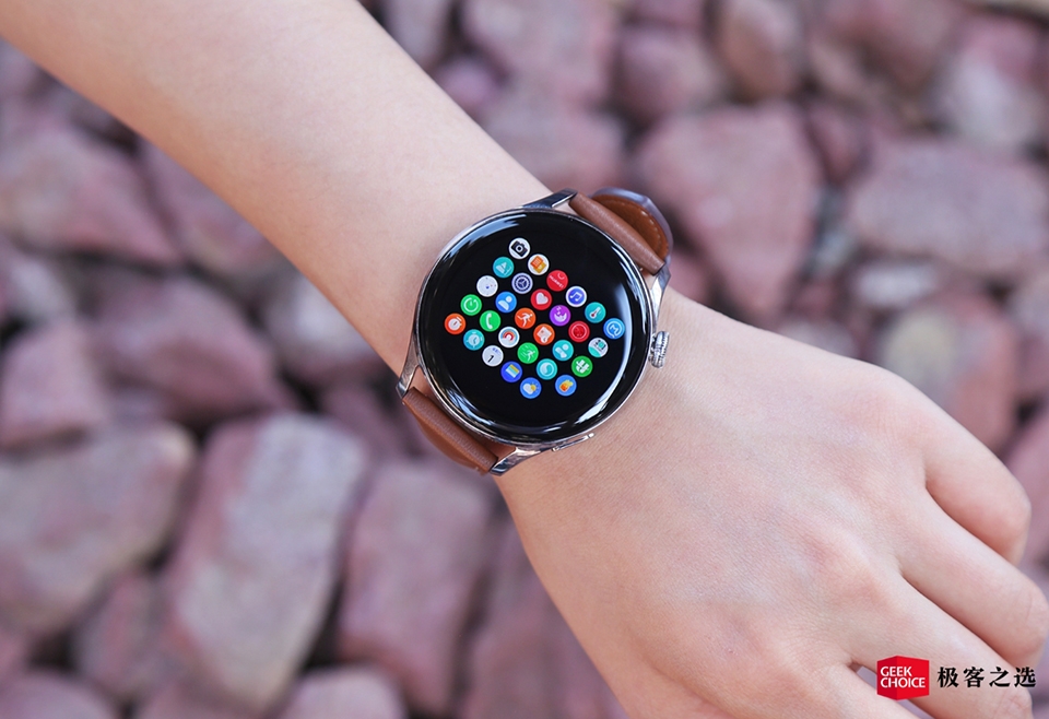 Huawei Watch 3 (ảnh 2) Huawei Watch 3 (ảnh 2)