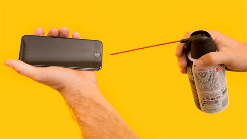 Hướng dẫn vệ sinh loa điện thoại đúng cách, dễ thực hiện (4)