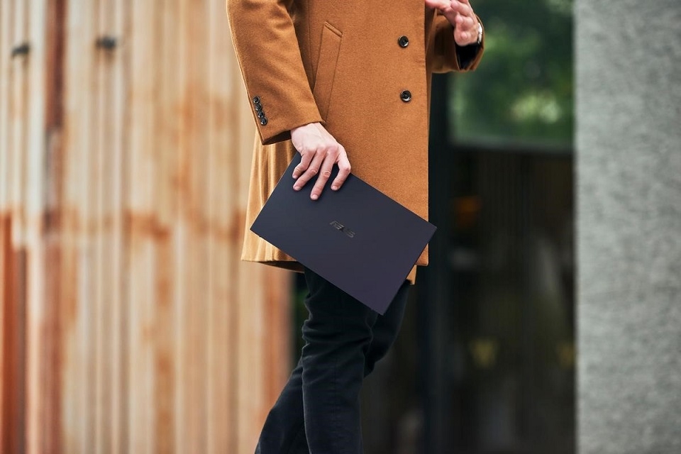 ASUS ExpertBook B9400